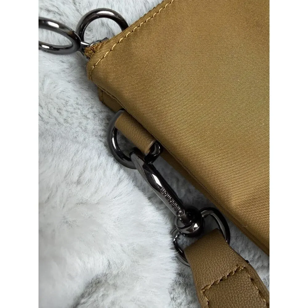 Lululemon Curved Wristlet Burnt Caramel Brown Gold Clutch PouchBag Travel Wallet